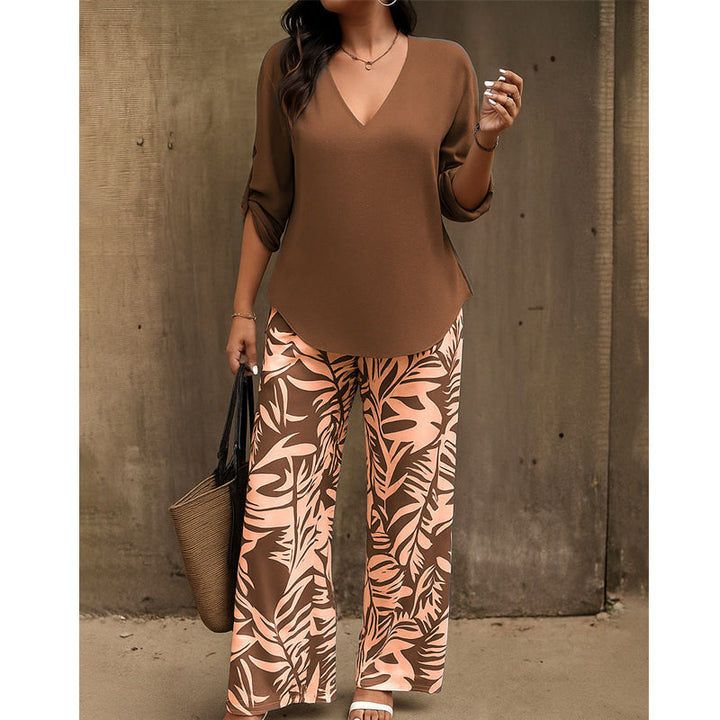 Leire | Conjunto de mujer blusa con cuello en V y pantalones estampados de corte ancho